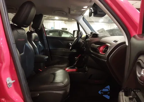 2019 Jeep Renegade Trailhawk 4X4 z USA, uszkodzony, nr VIN ZACNJBC10KPJ97054